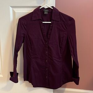 Ann Taylor Long Sleeve Button Down Dress Shirt Women’s Size 2 Dark Purple EUC